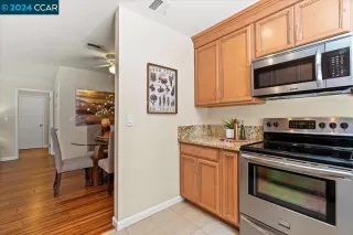 Photo #6: 41066159 Listing 