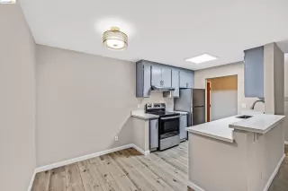 Photo #2: 41066169 Listing 