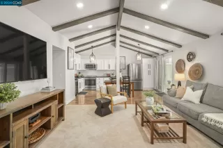 Photo #2: 41066176 Listing