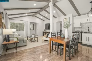 Photo #6: 41066176 Listing