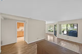 Photo #3: 41066186 Listing 