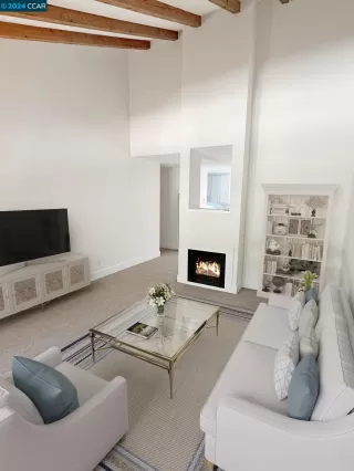 Photo #1: 41066190 Listing 