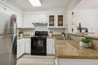 Photo #5: 41066239 Listing 