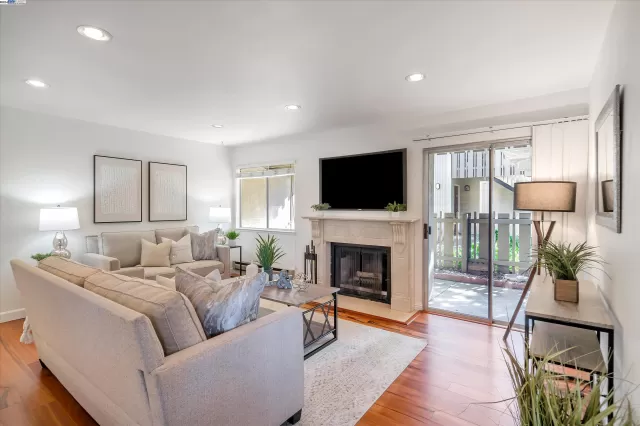 MLS: 41066287 Condo For Sale