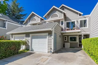 More Details about MLS # 41066391 : 4328 FAIRLANDS DR