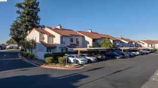 Photo #2: 41066516 Listing