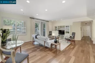 Photo #2: 41066538 Listing