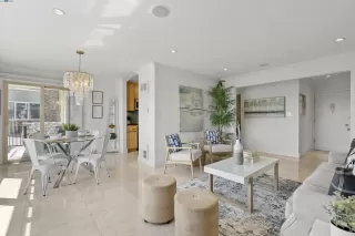 Photo #2: 41066542 Listing