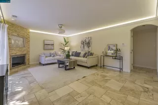 Photo #5: 41066567 Listing 