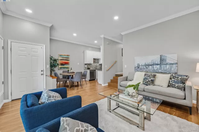 MLS: 41066568 Condo For Sale