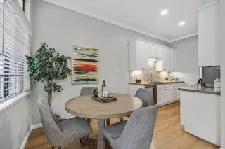 Photo #5: 41066568 Listing