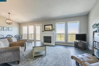 Photo #2: 41066569 Listing