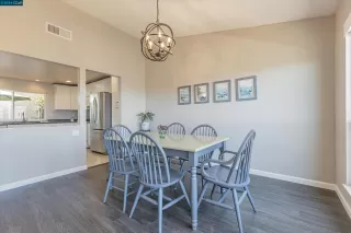 Photo #6: 41066569 Listing