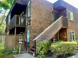 Photo #1: 41066600 Listing