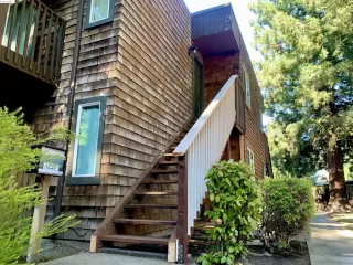 Photo #2: 41066600 Listing