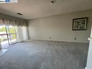 Photo #6: 41066719 Listing