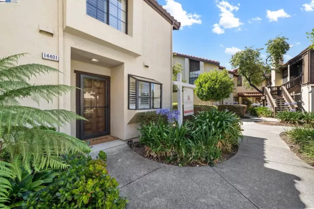 MLS: 41066741 Condo For Sale