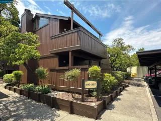 Photo #2: 41066778 Listing