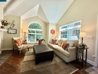 Photo #1: 41066878 Listing