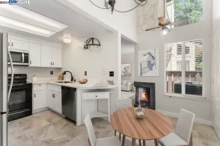 Photo #5: 41066890 Listing