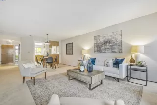 Photo #5: 41066930 Listing 