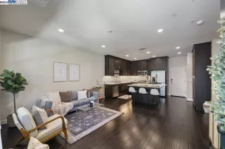 Photo #3: 41066995 Listing