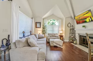 Photo #1: 41067003 Listing