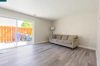 Photo #3: 41067064 Listing