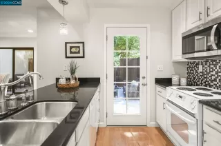 Photo #6: 41067128 Listing 