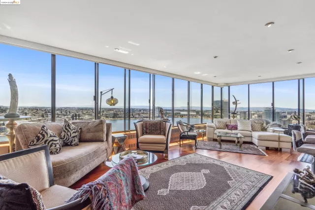 MLS: 41067188 Condo For Sale