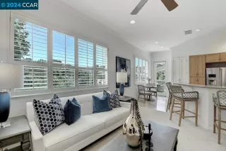 Photo #2: 41067229 Listing