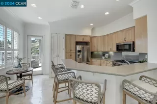 Photo #3: 41067229 Listing