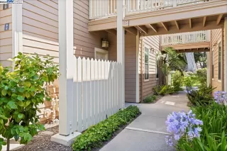 Photo #2: 41067254 Listing