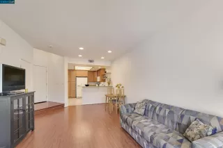 Photo #3: 41067263 Listing