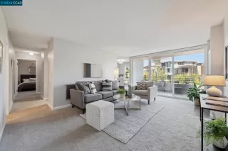 Photo #4: 41067378 Listing