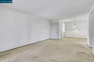 Photo #4: 41067402 Listing