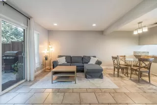 Photo #4: 41067408 Listing