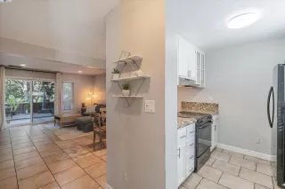 Photo #6: 41067408 Listing