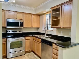 Photo #2: 41067423 Listing