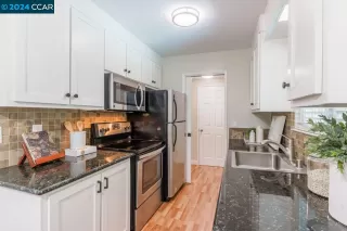 Photo #5: 41067428 Listing