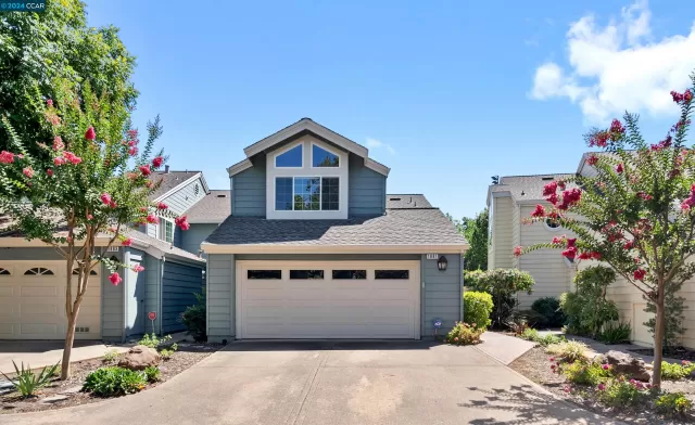 MLS: 41067547 Condo For Sale