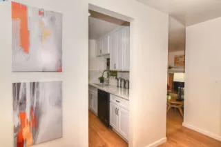 Photo #3: 41067648 Listing