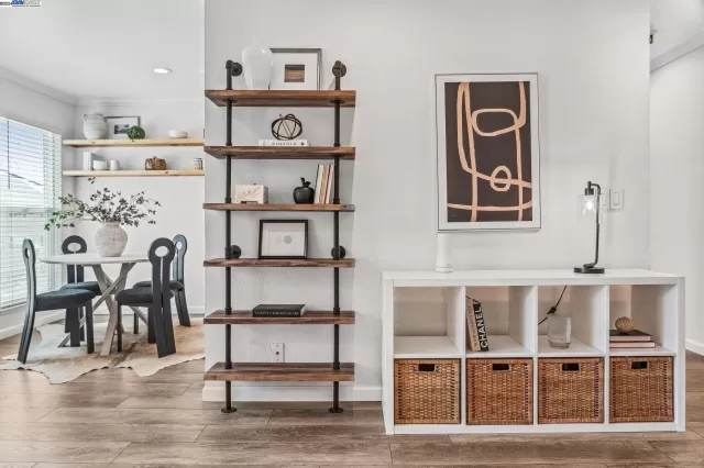 MLS: 41067668 Condo For Sale