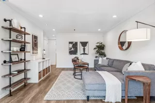 Photo #6: 41067668 Listing