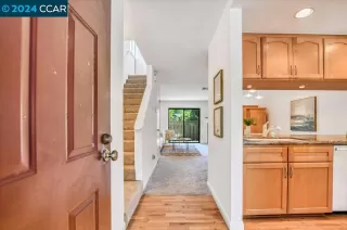 Photo #3: 41067679 Listing