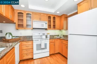 Photo #6: 41067679 Listing