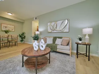 Photo #1: 41067885 Listing 