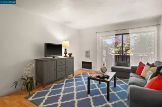 Photo #2: 41067943 Listing