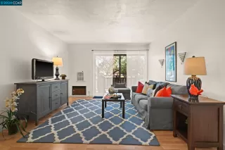 Photo #3: 41067943 Listing