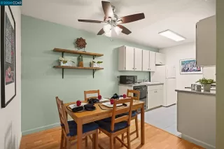 Photo #5: 41067943 Listing